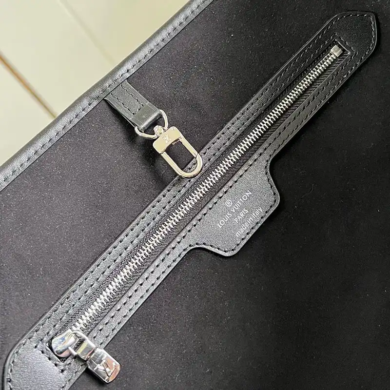 LV Bags 2411YA0267