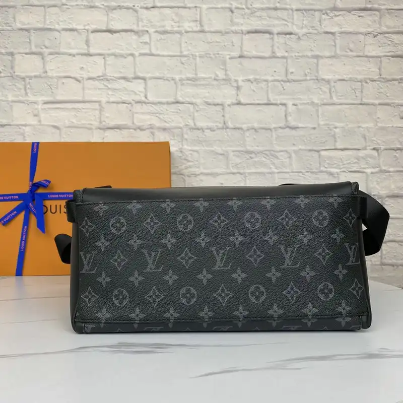 LV Bags 2012SH0015