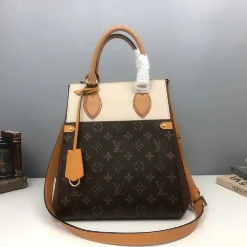 LV Bags 2012SH0016