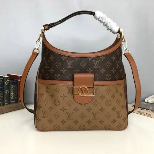 LV Bags 2012SH0017