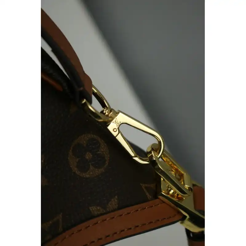 LV Bags 2012SH0018