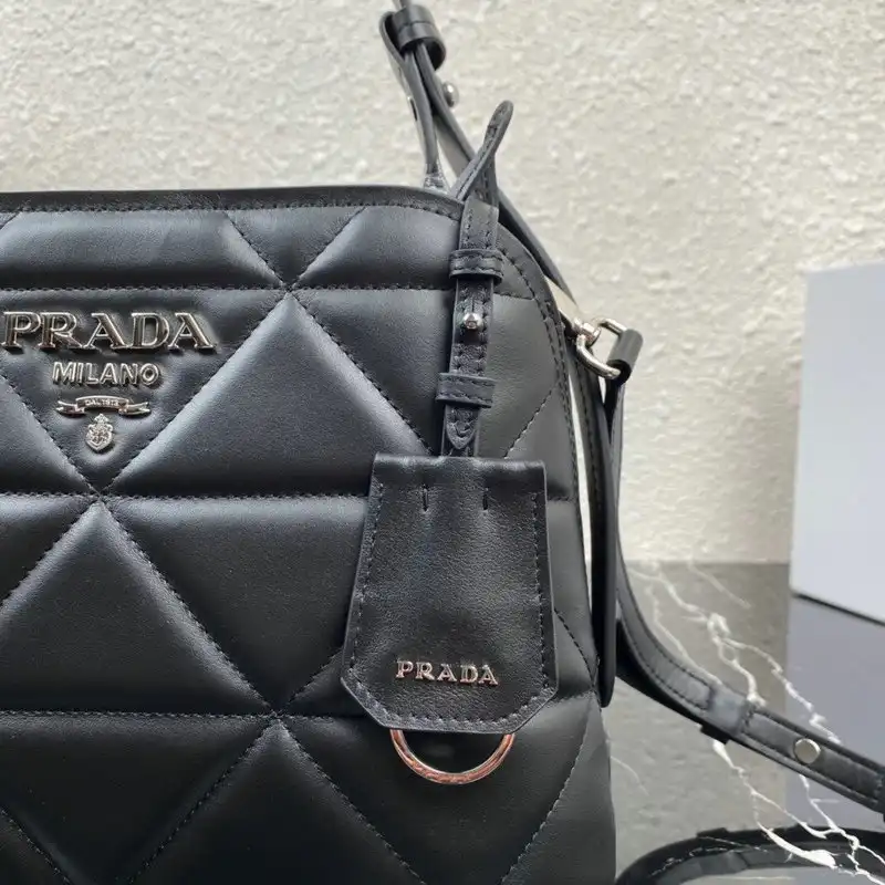 Fashionrep Prada Bags 2012SH0021