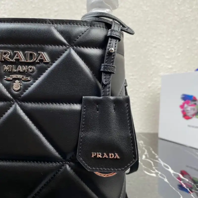 Fashionrepsfam ru Prada Bags 2012SH0023