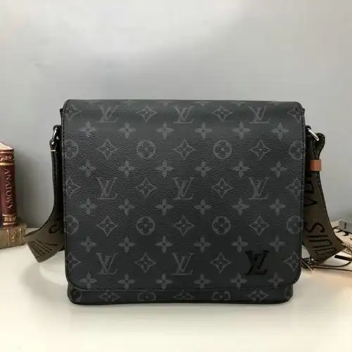 LV Bags 2012SH0025