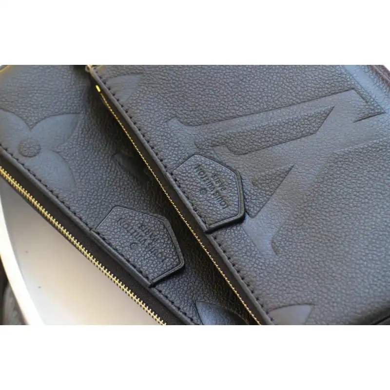 LV Bags 2012SH0033