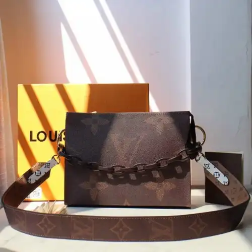 FASH LOUIS VUITTON Bags 2012SH0035