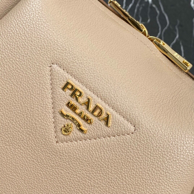 FASH Prada Bags 2012SH0043