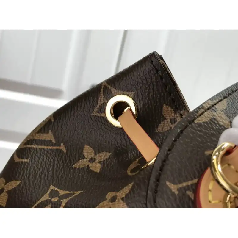 LV Bags 2012SH0051