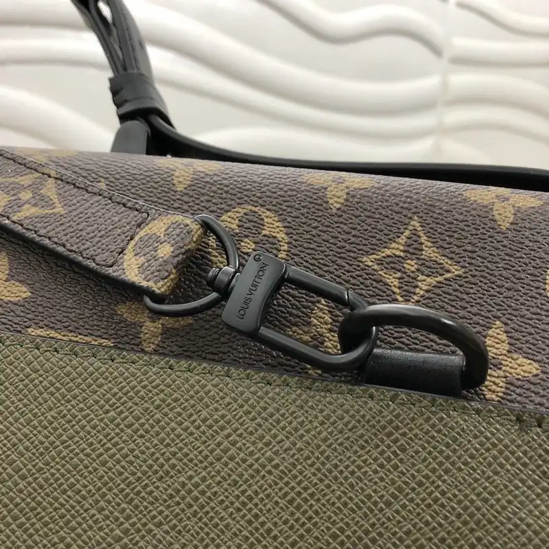 Fashionrep LV Bags 2012SH0053