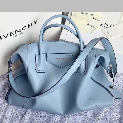 Brother Sam Yupoo Givenchy Bags 2012SH0190