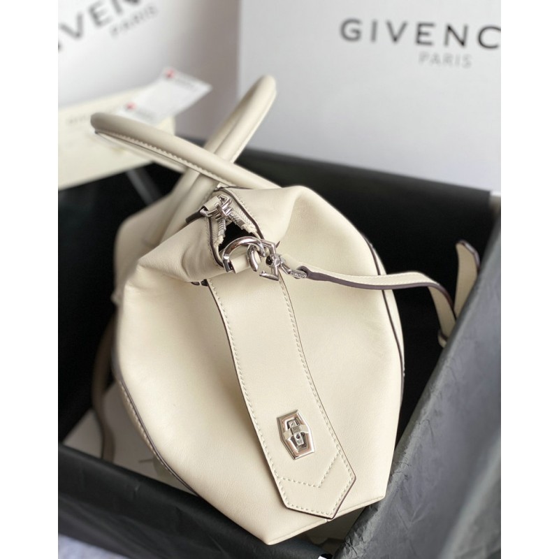 FASH Givenchy Bags 2012SH0195