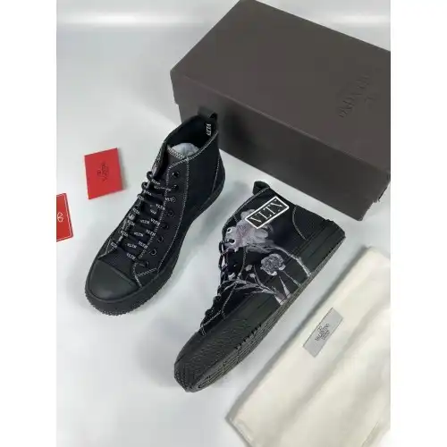 Fashionrepsfam ru Valentino Shoes 20SH010680