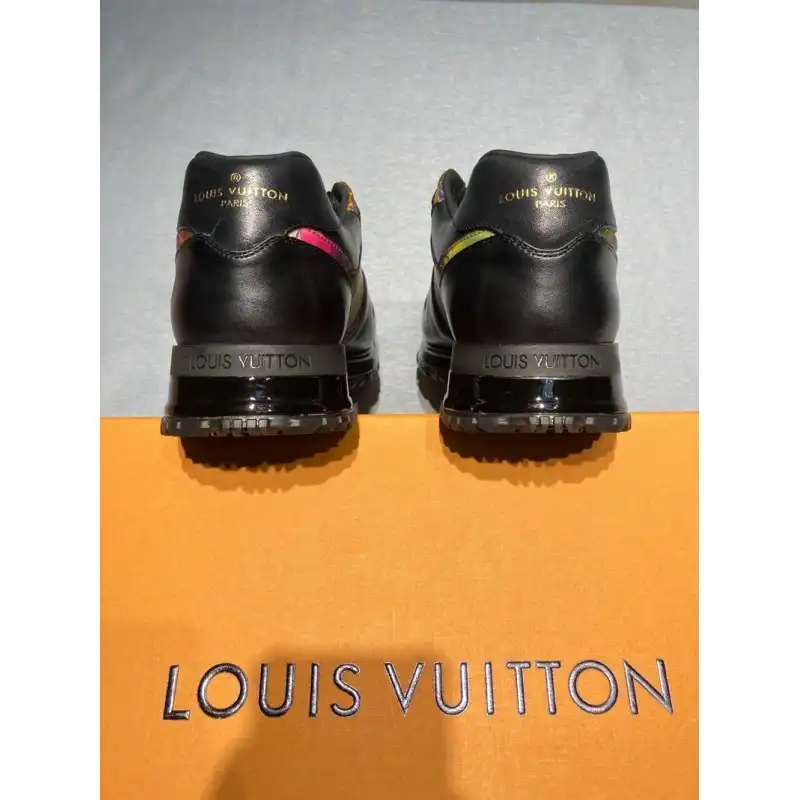 LV Shoes 20SH010708