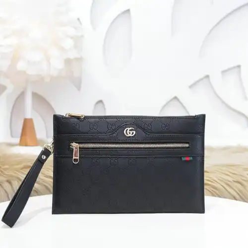 FASH Gucci Bag 20YA11013