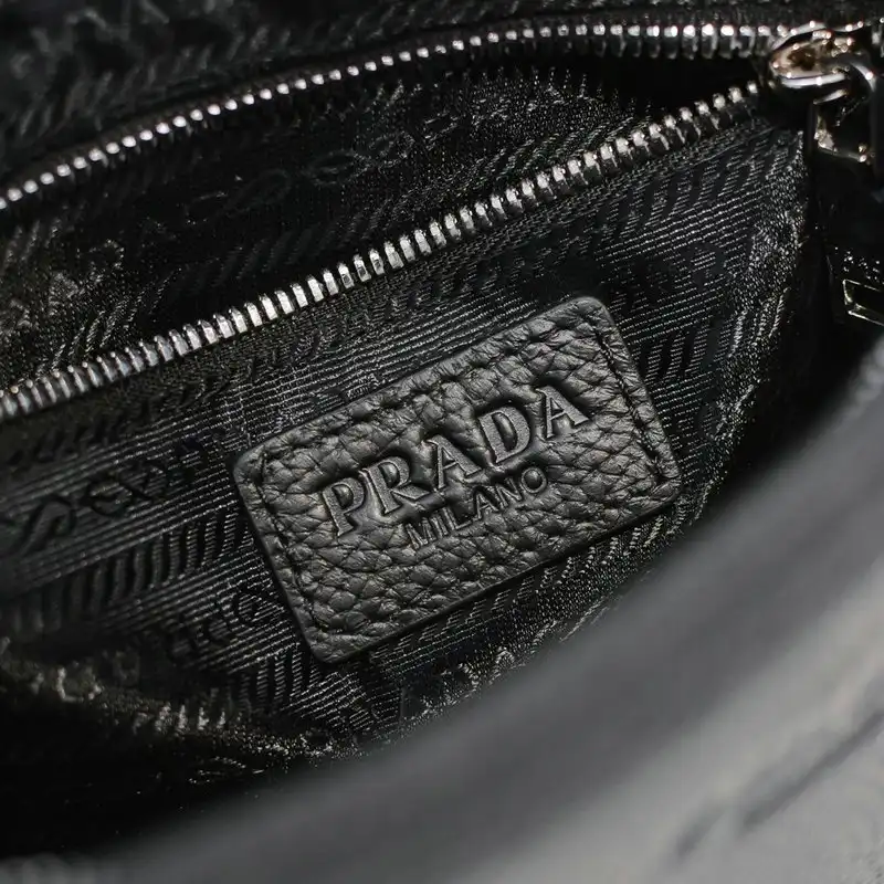 Prada Bag 20YA11018