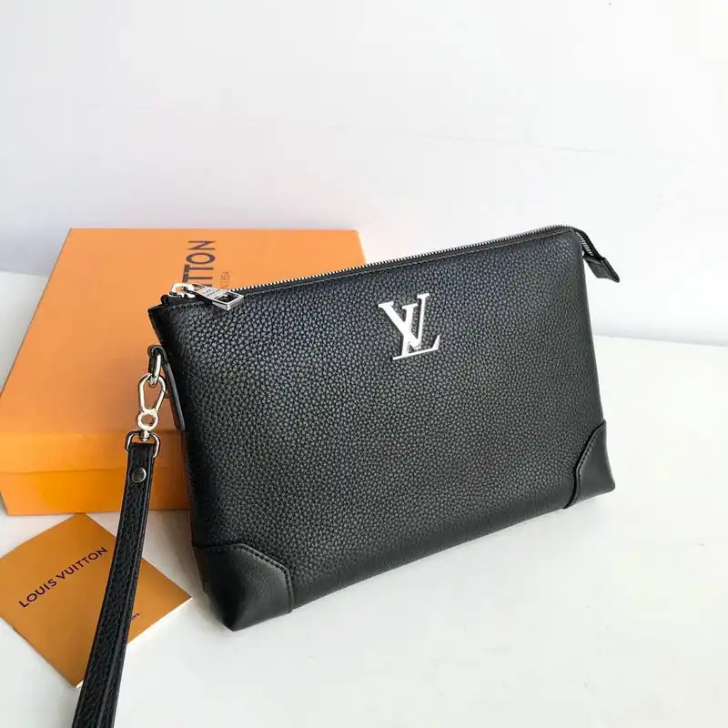 LV Bag 20YA11036