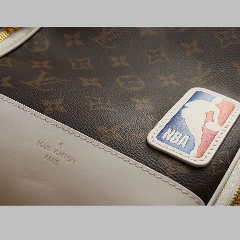 LV Bag 20DJ11049