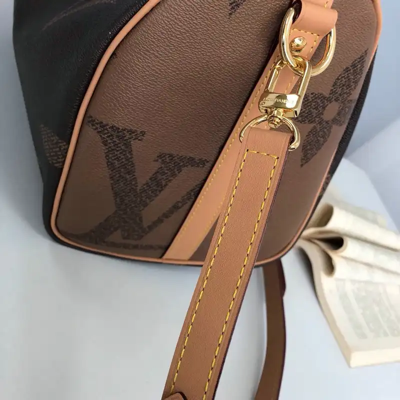 LV Bag 20DJ11050