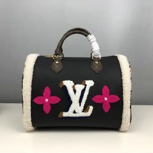 LV Bag 20DJ11070