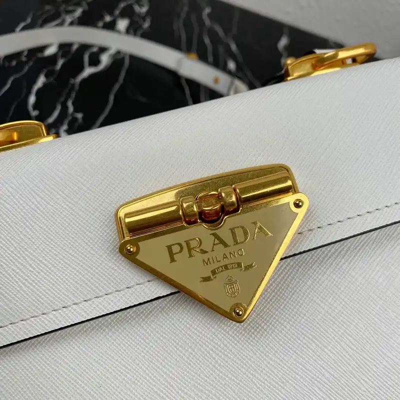 Prada Bag 20DJ11078