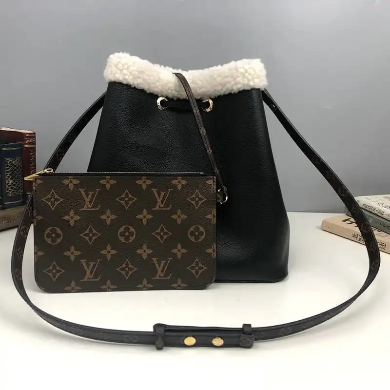 LV Bag 20DJ11081