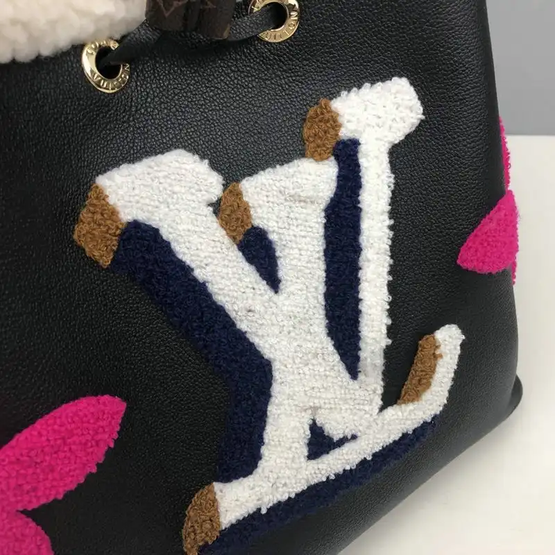 LV Bag 20DJ11081