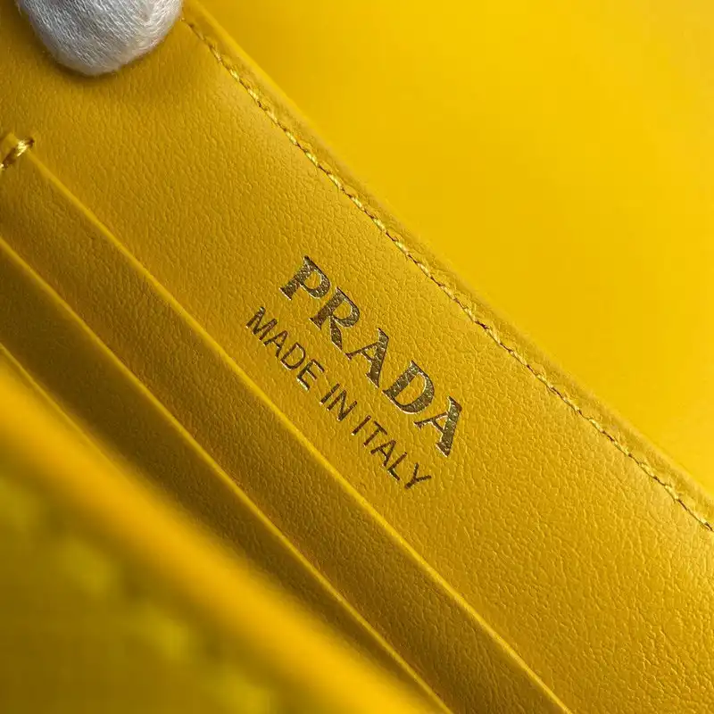 Prada Bag 20DJ11083