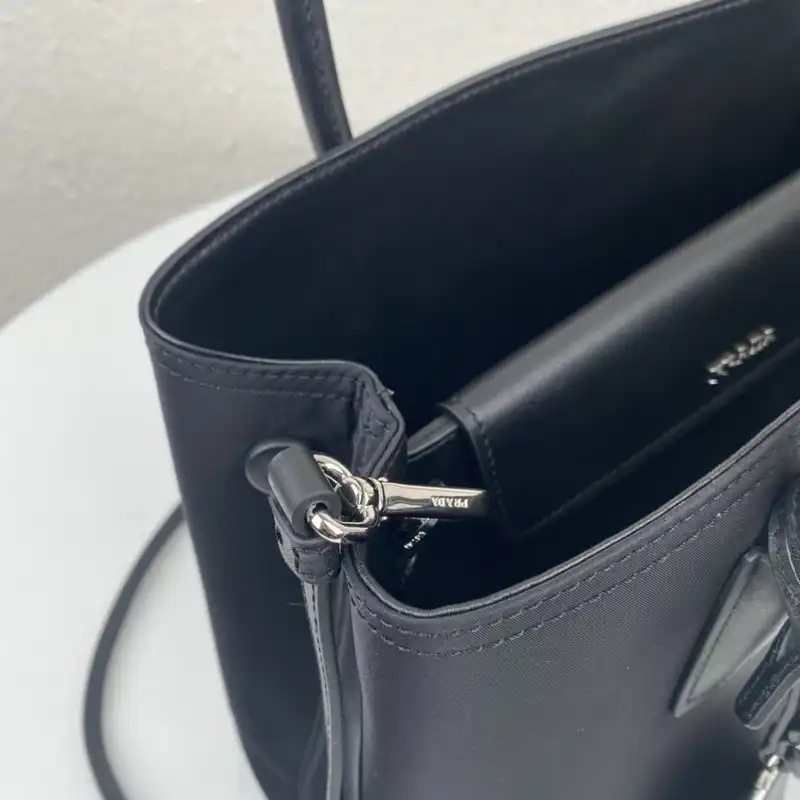 Prada Bag 20DJ11118