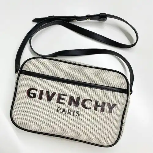 Givenchy Bag 20GV11144