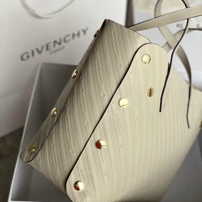 Givenchy Bag 20GV11153