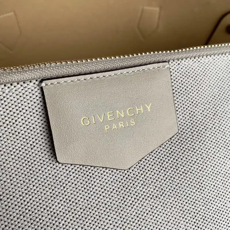 Givenchy Bag 20GV11153