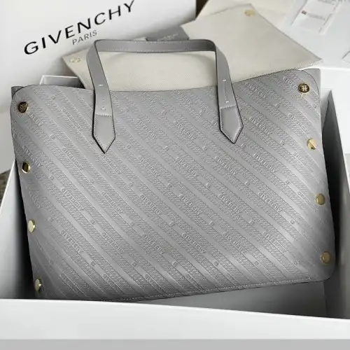 Givenchy Bag 20GV11154