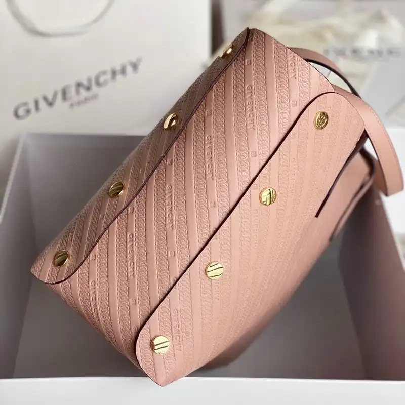 Givenchy Bag 20GV11156