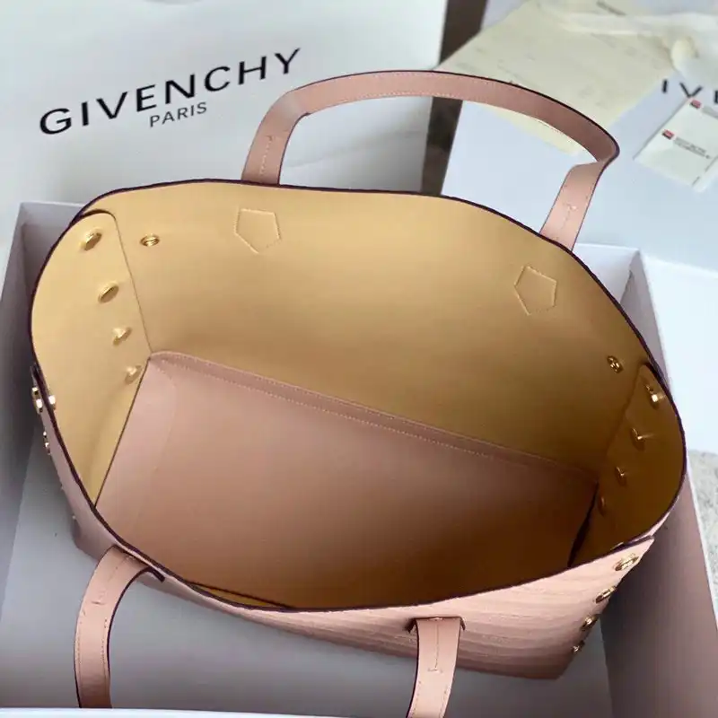 Givenchy Bag 20GV11156