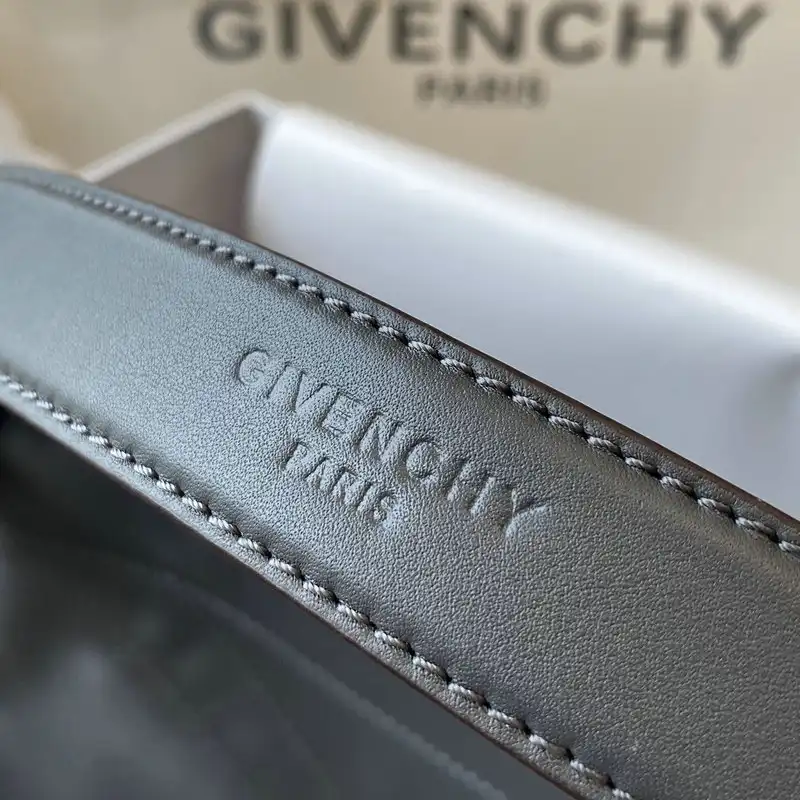 Givenchy Bag 20GV11165