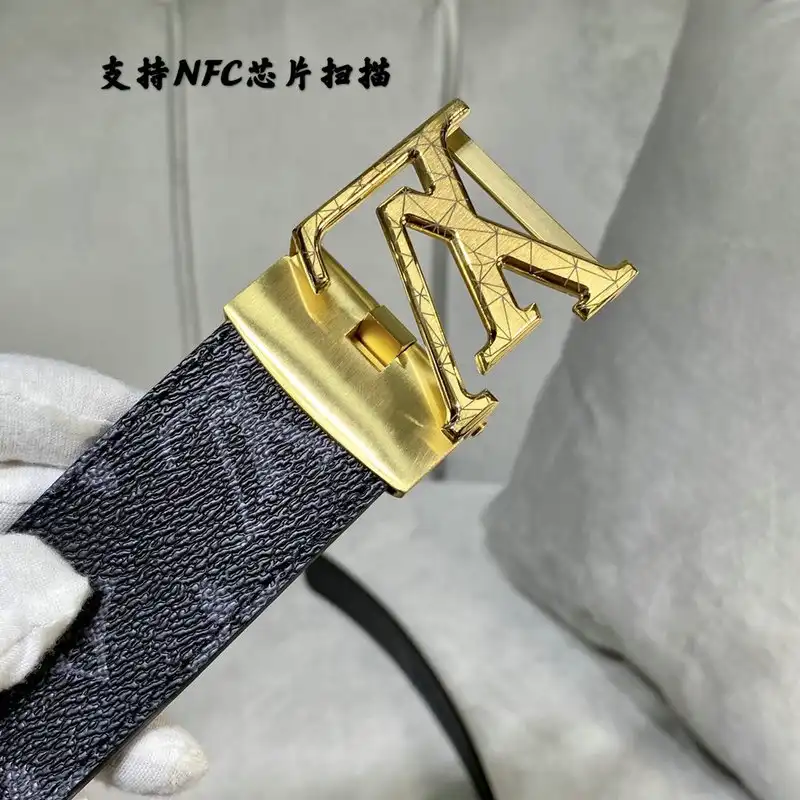 LV Belt 20XA11222