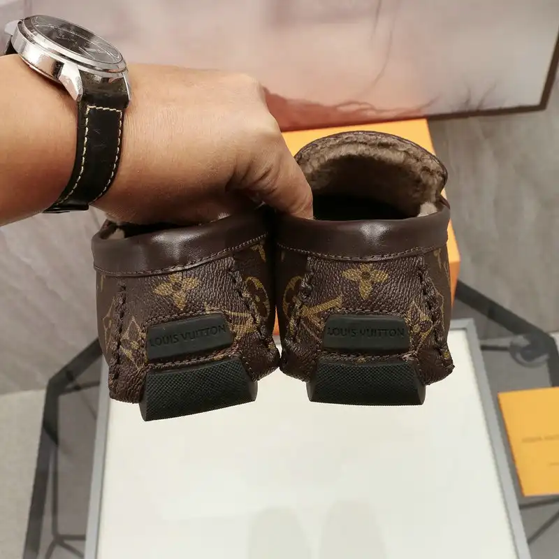 LV Shoes 2011SH0006