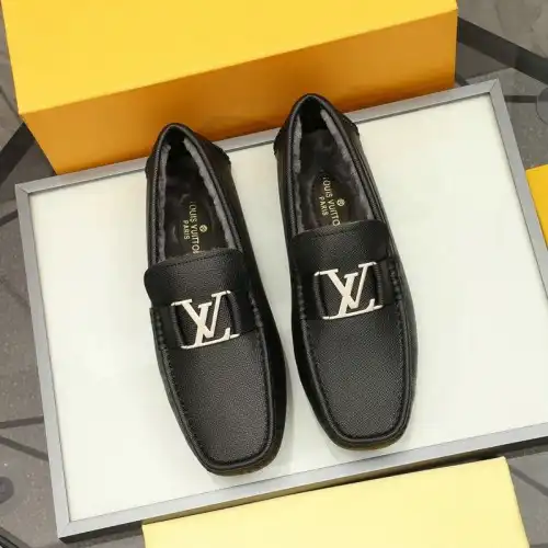 LV Shoes 2011SH0008