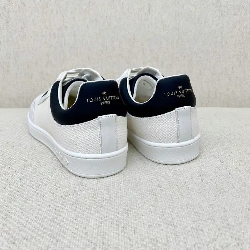 LV Shoes 2011SH0061