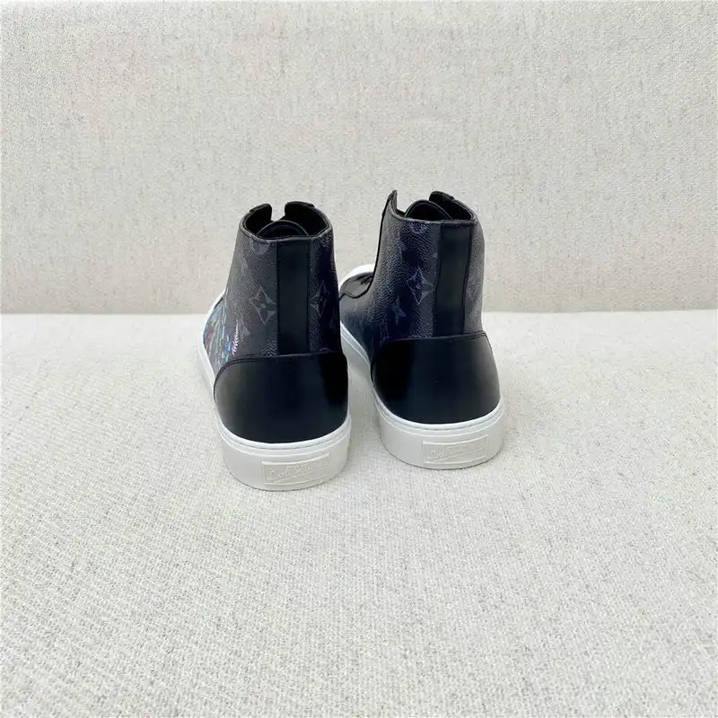 Fashionrepsfam ru LV Shoes 2011SH0077