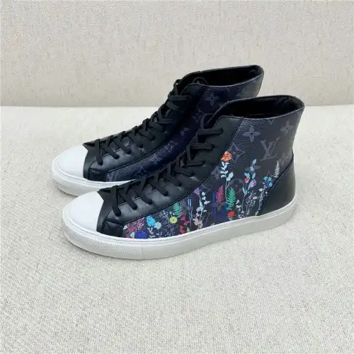 Fashionrepsfam ru LV Shoes 2011SH0077