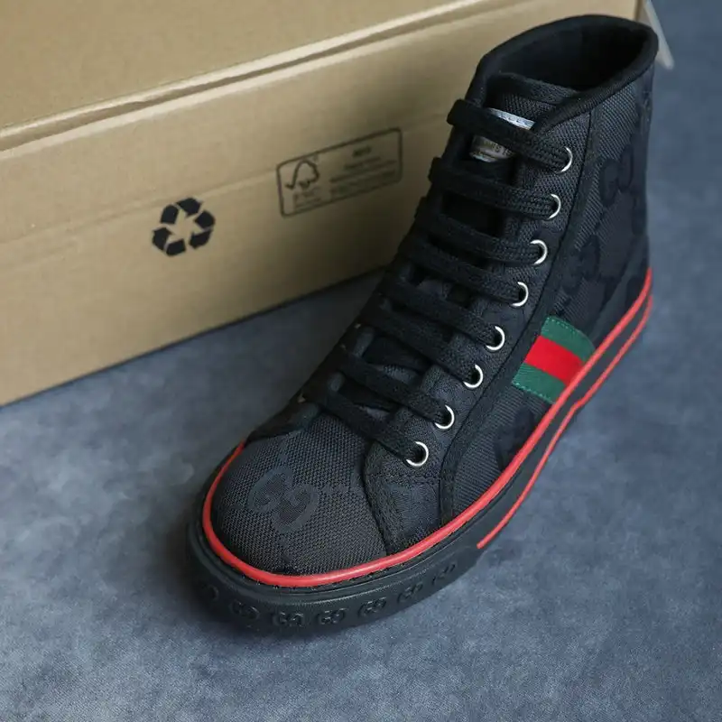 Brother Sam Yupoo Gucci Shoes 2011SH0083