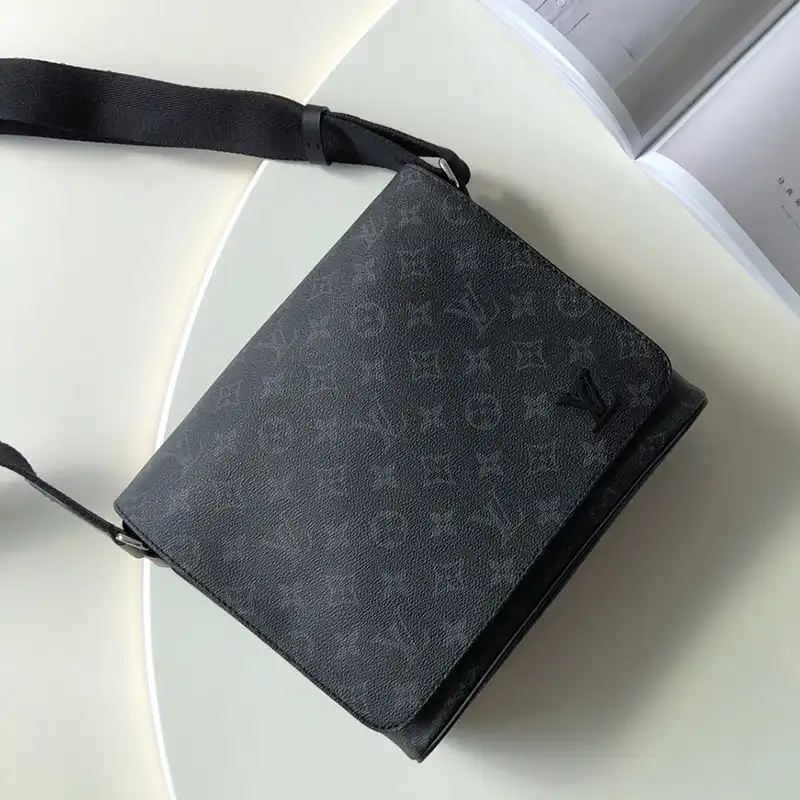 LV Bag 19HT0015