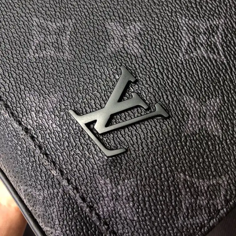 LV Bag 19HT0015