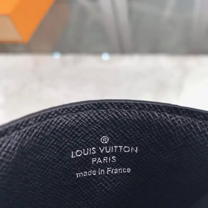 FASH LOUIS VUITTON Bag 19HT0019