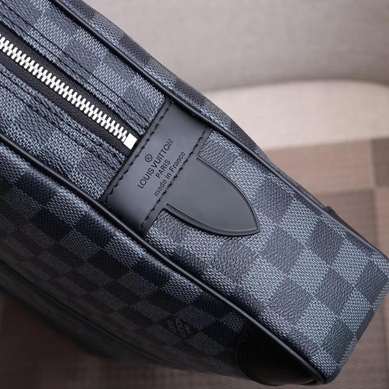 Louis Vuitton Bag 19HT0018