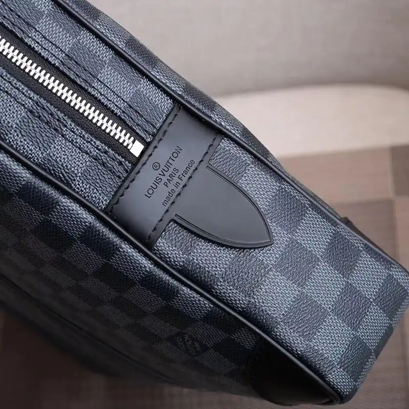 FASH LOUIS VUITTON Bag 19HT0018