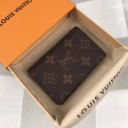 LV Bags 19T1L0040