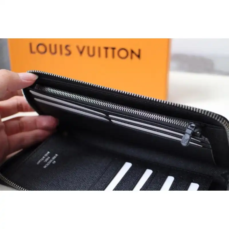 Official Brother Sam LV Bag 19HT0051