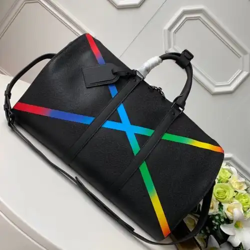 LV Bag 19HT0082